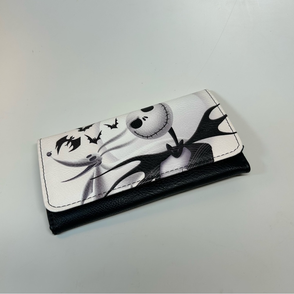 Tim Burton’s The Nightmare Before Christmas Wallet. - Picture 6 of 6